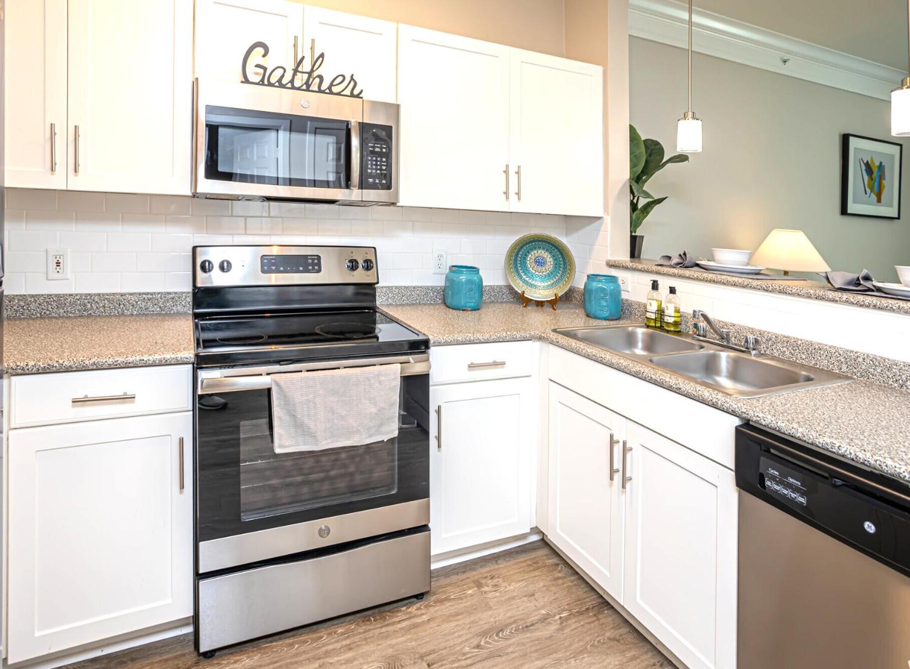 Luxury Suites By Suite Nation Houma Exteriör bild